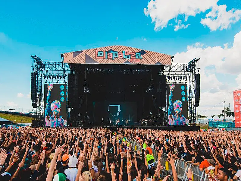 Site falso do Lollapalooza Brasil engana consumidores; saiba como evitar golpe