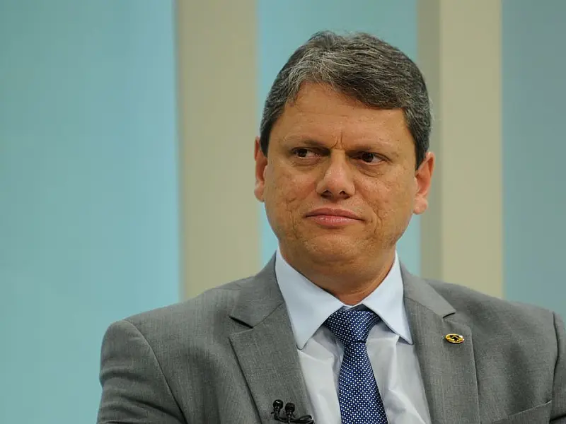 Governador de São Paulo cancela compromisso após passar por cirurgia