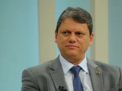 Governador de São Paulo cancela compromisso após passar por cirurgia
