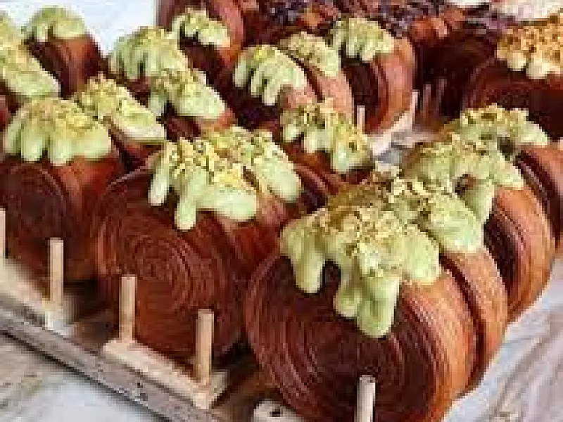 Conheça o supreme, croissant roll de NY que é sucesso no TikTok, e saiba onde comer em SP