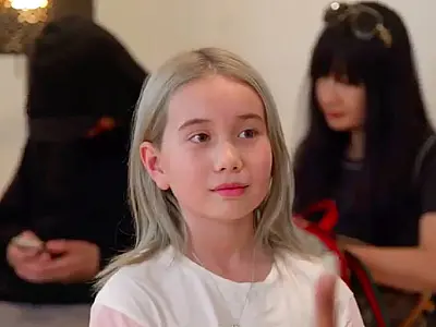 Influenciadora Lil Tay e irmão estão vivos e afirmam que Instagram foi hackeado