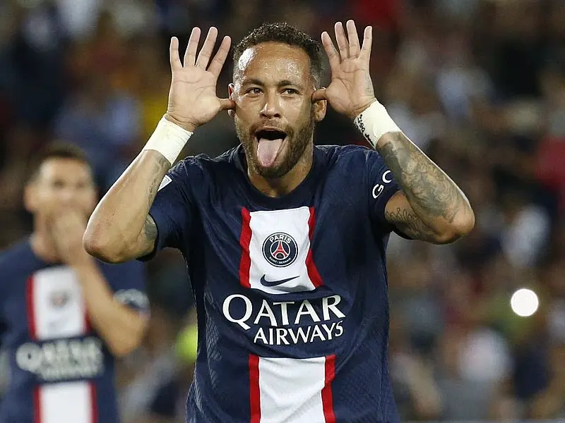 Neymar quer se aposentar no PSG, afirma site