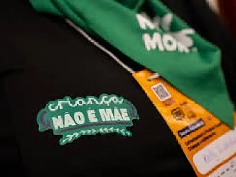Maternidade Não é Coisa de Criança - campanha lançada hoje na Câmara dos Deputados