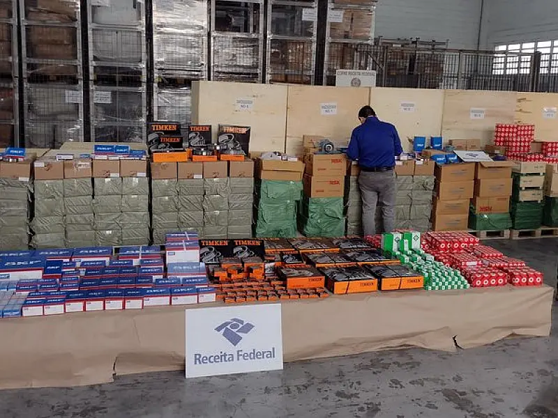Alfândega da Receita Federal apreende 19,2 toneladas de rolamentos falsos