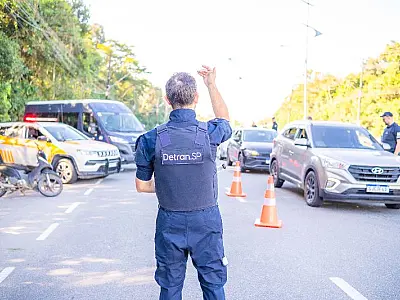 Operações de trânsito reforçam conscientização e prevenção de acidentes em Bertioga