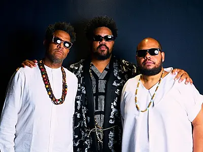 Shows e espetáculos em abril no Sesc Santos