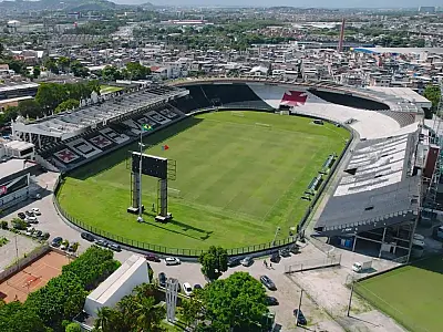 Justiça mantém punição que impede jogos com público em São Januário
