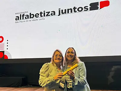São Vicente recebe Prêmio Excelência Educacional por avanços na alfabetização