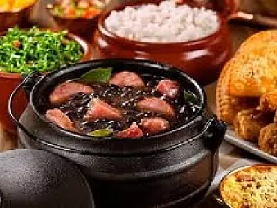 Comfort Hotel Santos promove tradicional feijoada em clima de Carnaval no sábado (14)