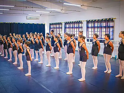 Exames de Ballet Clássico movimentam Bailarinos da Prefeitura de Bertioga