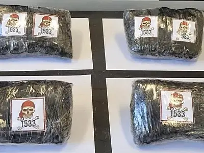 Polícia Civil prende liderança do PCC e outras 159 pessoas durante megaoperação na Baixada
