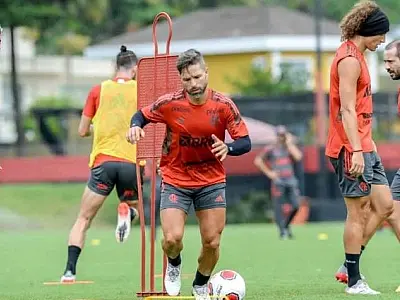 Com movimentação nos bastidores, Flamengo estreia na Libertadores