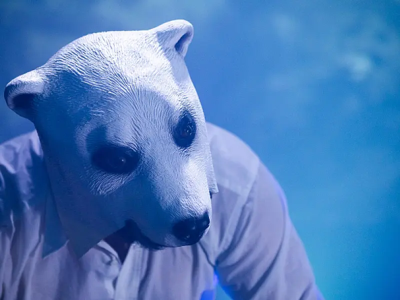 "Antropoceno” estreia no SESC Santos e transforma a crise climática em experiência teatral