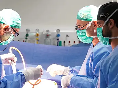 Paixão pela profissão mantém médicos longevos na ativa