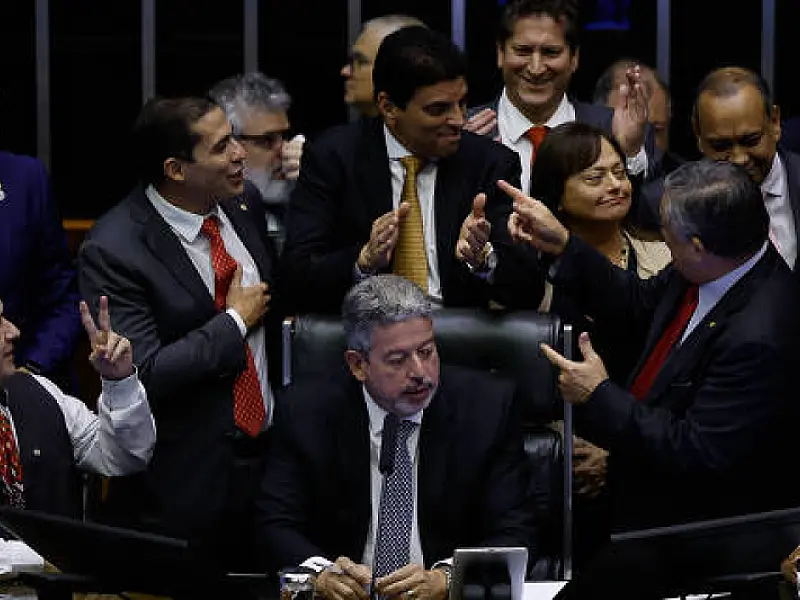 Lula destrava metade das emendas, mas insatisfação no Congresso cresce