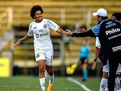 Santos e Ferroviária saem na frente nas quartas do Brasileiro Feminino