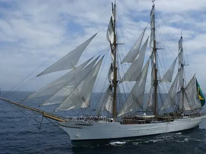 Ícone da Marinha, veleiro 'Cisne Branco' abre para visitação gratuita em Santos neste domingo