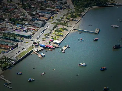 Prefeitura realiza ações para prevenir acidentes no flutuante no Canal de Bertioga
