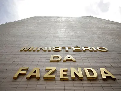 Governo prevê rombo maior nas contas de 2023 e bloqueio chega a R$ 3,2 bilhões