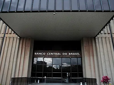 Mercado financeiro aumenta previsão de inflação para este ano
