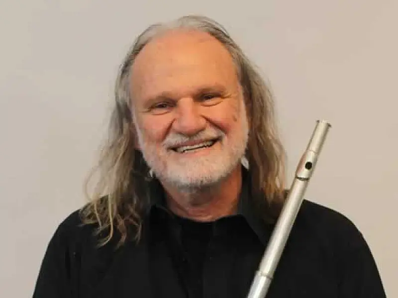 Simonian Quarteto abre a temporada de 2025 do Chorinho no Aquário neste sábado (11)