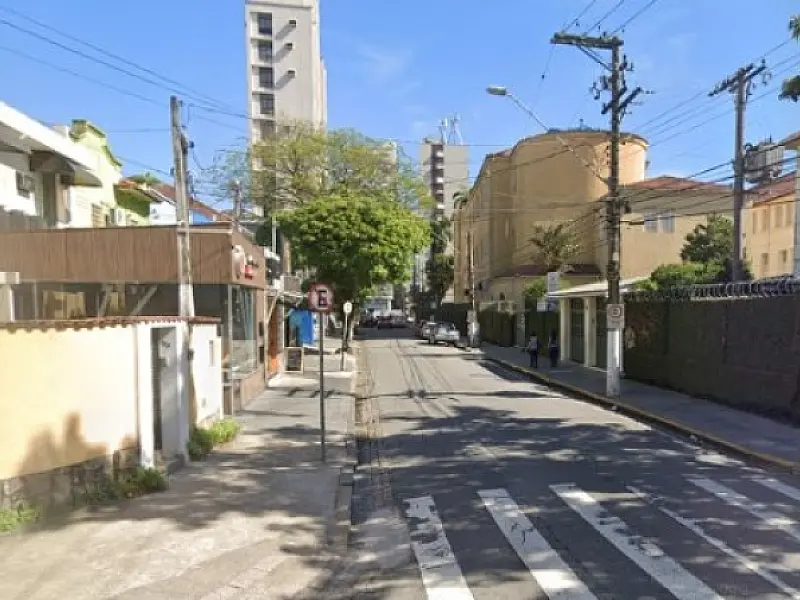 Trecho da Rua Goiás deve permanecer interditado por pelo menos uma semana