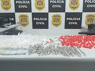 Polícia Civil prende homens com grande quantidade de drogas, em São Vicente