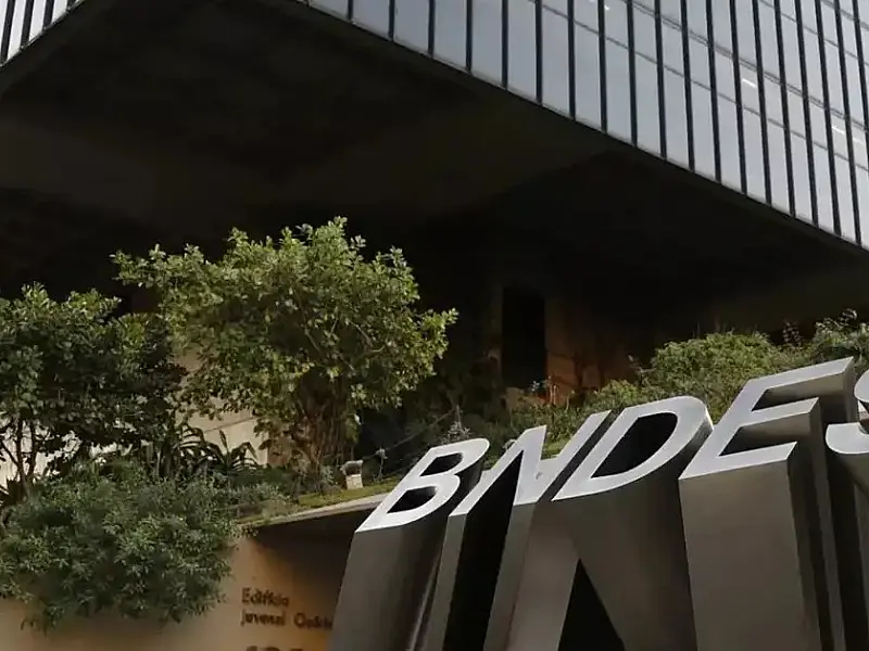 Empresas do RS podem pedir suspensão de débitos com BNDES por 12 meses