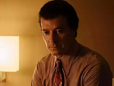 Rodrigo Faro aparece caracterizado como Silvio Santos em teaser de filme