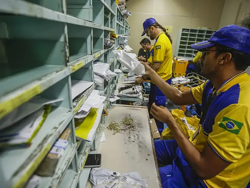 TST determina manutenção de 80% do efetivo durante greve dos Correios
