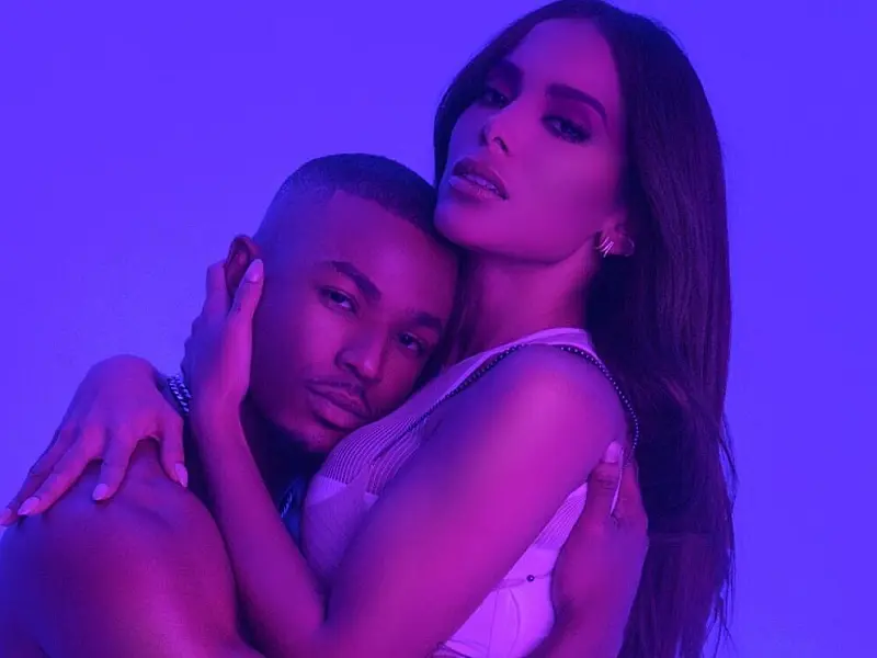 Anitta quebra próprio recorde e alcança 2º lugar em mais ouvidas do mundo com 'Envolver'