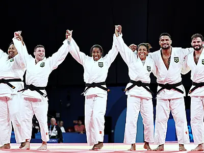 Com judocas do Pinheiros, Brasil conquista o bronze por equipes mistas