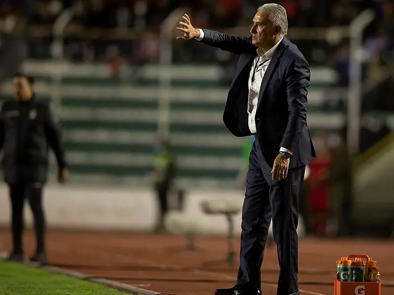 Tite diz que seleção superou as expectativas diante da Bolívia
