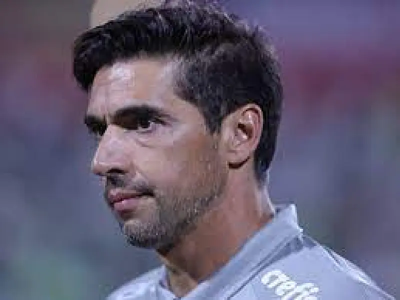 Abel assume culpa por falhas de Weverton no Palmeiras: 'Eu pedi para mudar'