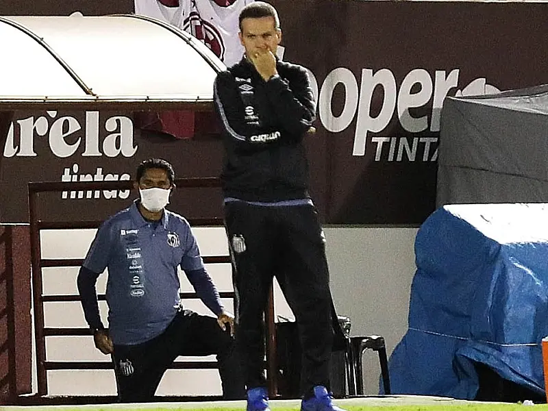 Peixe enfrenta o Chapadinha e técnico esconde escalação