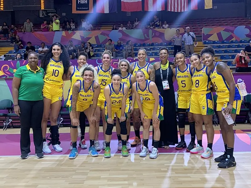 Conectada com o Brasil, Pokey Chatman almeja nova onda no basquete