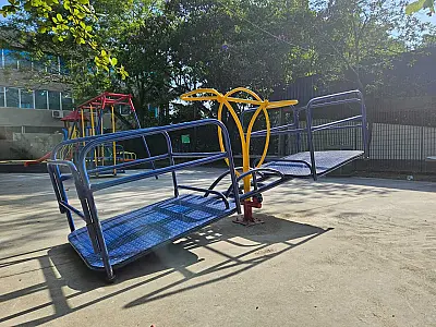 Melhorias: Parque infantil do Rebouças, em Santos, ganha brinquedos adaptados