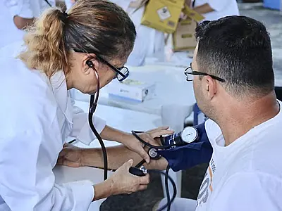 Prefeitura de Guarujá compra novos aparelhos de pressão para 21 unidades de saúde