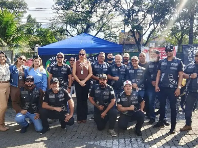 Grupo de motoqueiros faz doação de sangue em Cubatão