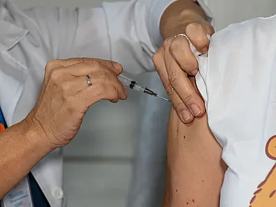 Jardim Vicente de Carvalho, em Bertioga, terá  reforço na vacinação neste sábado (7)