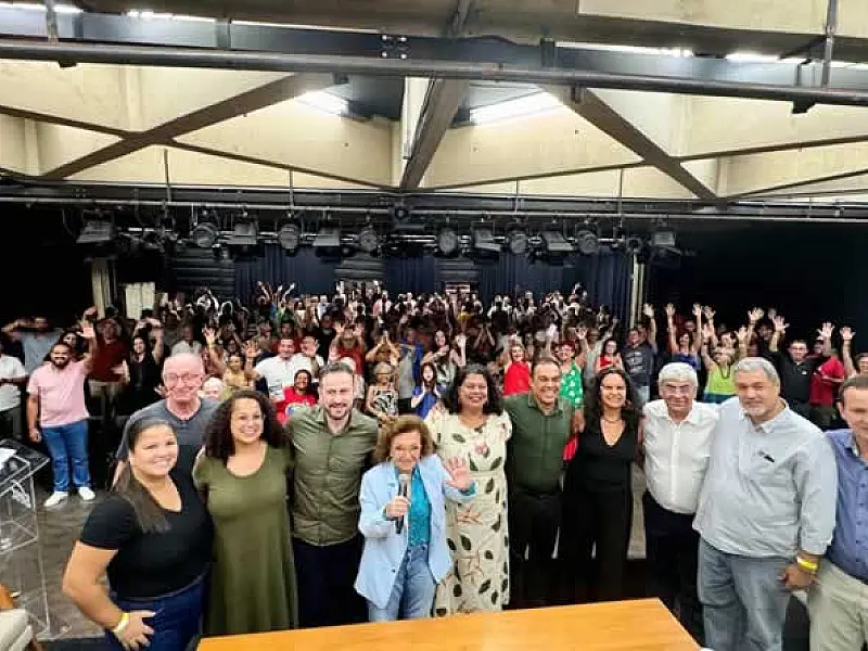Telma de Souza relança instituto de políticas públicas e firma parceria com entidade