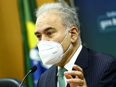 Governo reduz para 7 dias o isolamento para infectados