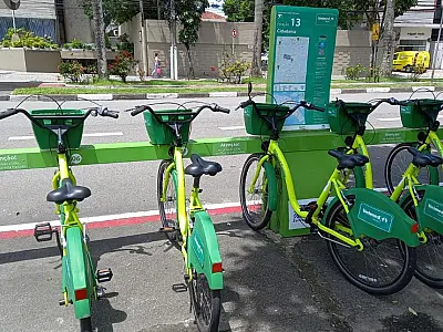 Em comemoração aos 10 anos do Bike Santos, a cidade ganha novas bicicletas nas estações