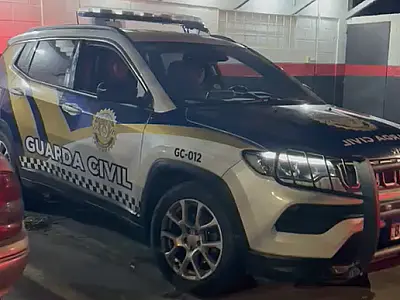 GCM de Bertioga detém acusado por furto a residência após denúncias anônimas