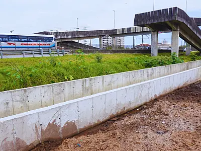 Empresa é notificada e refaz obras de canalização na Av. Monteiro Lobato