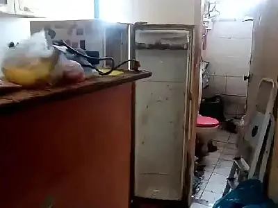 Mulher é presa após esconder corpo em geladeira por sete anos em Sergipe