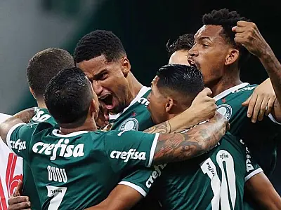 Palmeiras vence o Red Bull Bragantino por 2 a 1 e faz nona final com Abel