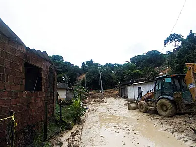 Número de mortos por chuvas em Pernambuco sobe para 120