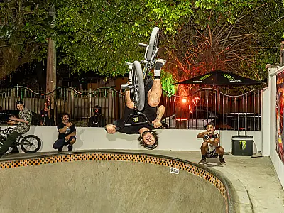 Torneio de BMX reúne mais de 400 pessoas em Guarujá