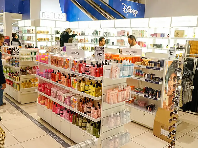 Pernambucanas amplia espaço exclusivo de beleza e leva marcas desejadas para loja de Praia Grande